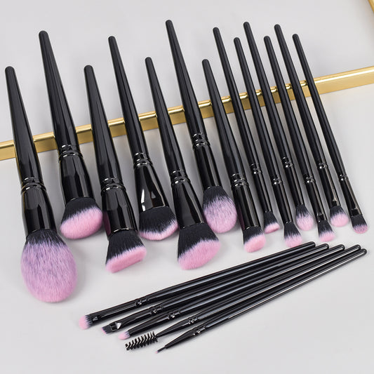 The Classic Essence Brush Set: Beauty in Simplicity Set of 18 Brush Set