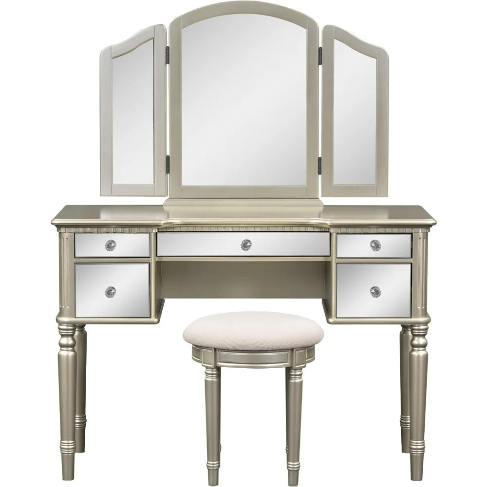 The Golden Éclat Vanity Set