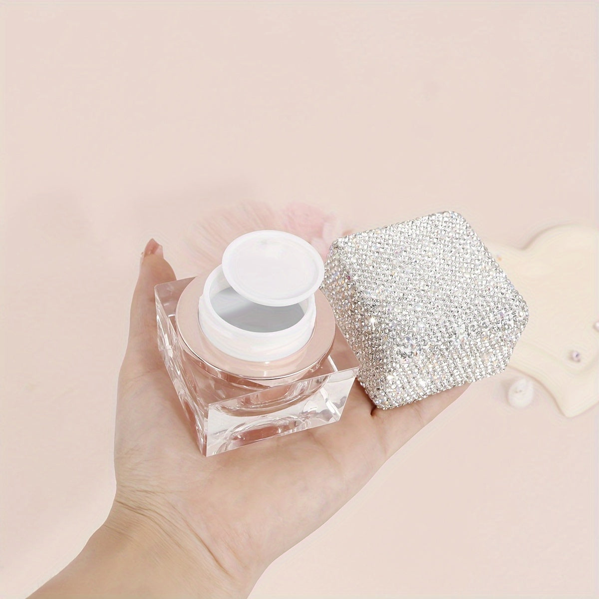 The Diamond Éclat Cosmetic Jar