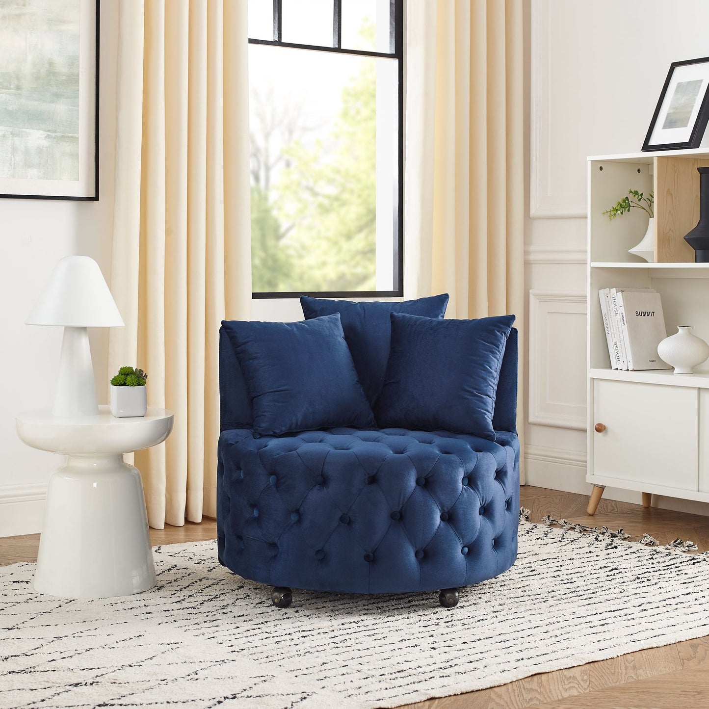 The Sapphire Glide Chair with Pillows