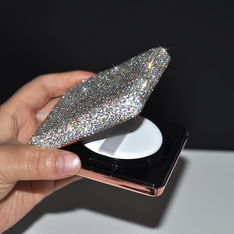 The Diamond Luxe Compact