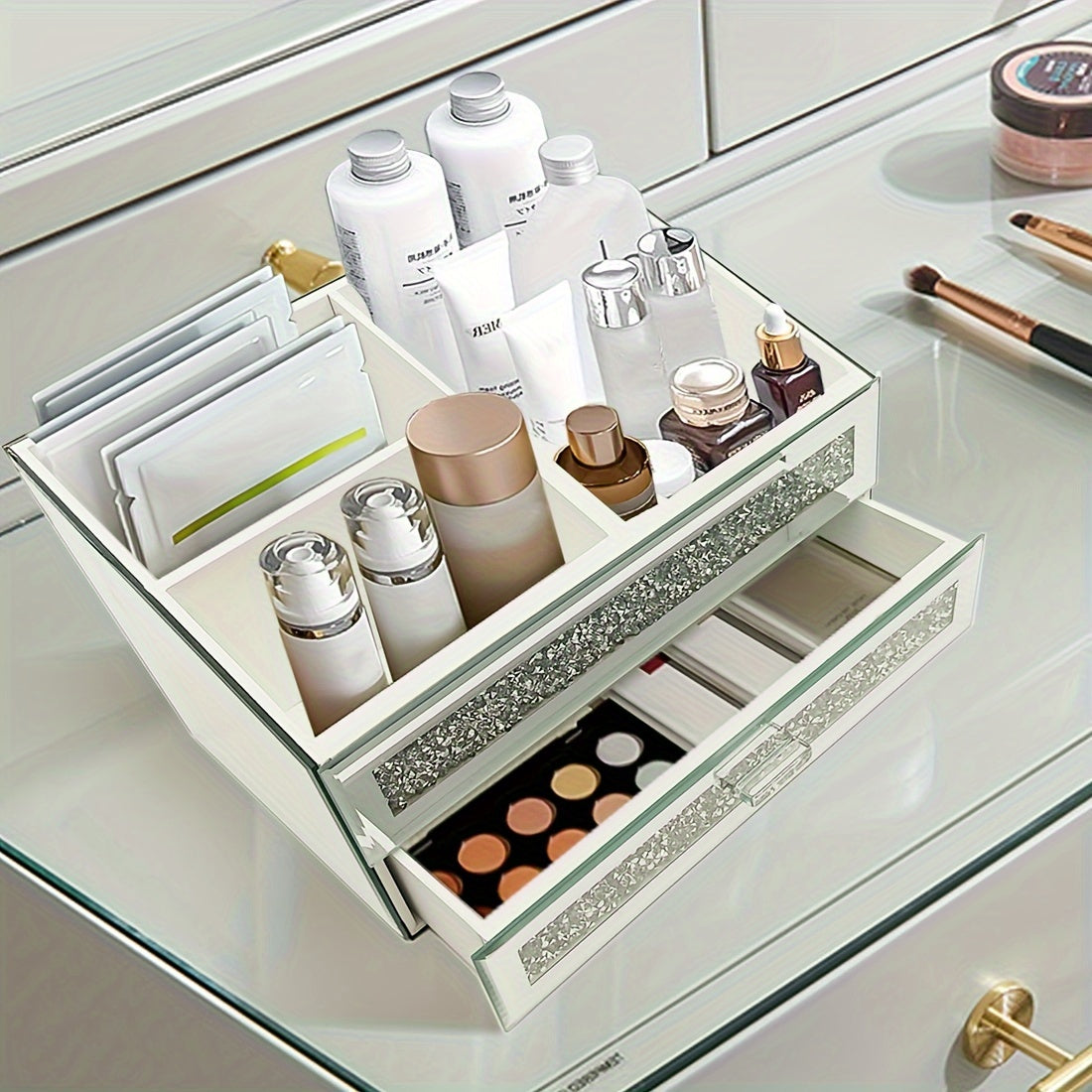 The Diamond Glow Organizer